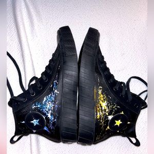 NEW IN BOX. Men’s 7.5 Converse Tsunami Papi high tops